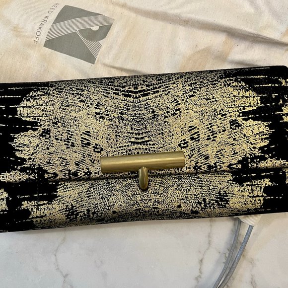 New Reed Krakoff Gold / Black  Clutch with detachable Chain Strap Evening - Picture 1 of 5